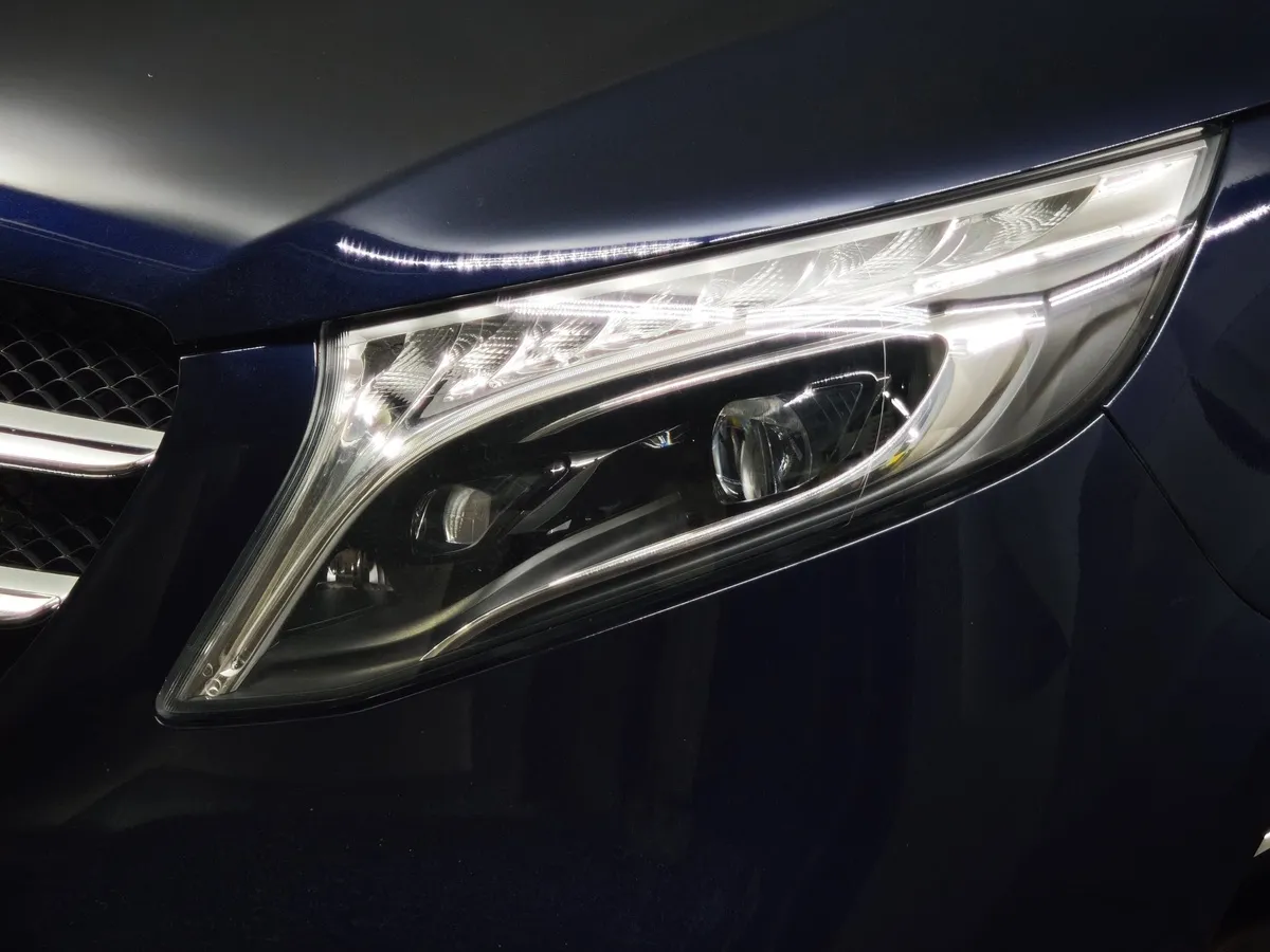 Mercedes-Benz V-Класс V 250 d 9G-Tronic L2 4MATIC (190 л.с.) AMG Line Синий в АВИЛОН. Слайд №10