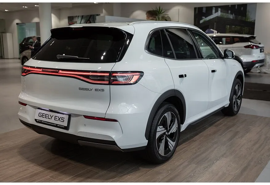Geely EX5 AT (218 л.с.) Max Белый в АВИЛОН. Слайд №7