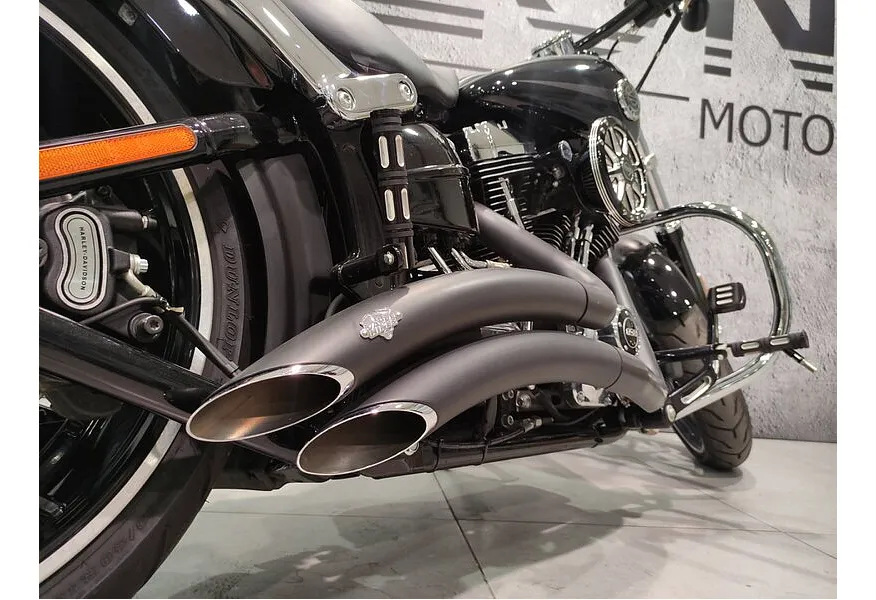 Harley-Davidson Breakout 103 1690 см³ (74 л.с.) (74) 1690 Черный в АВИЛОН. Слайд №6