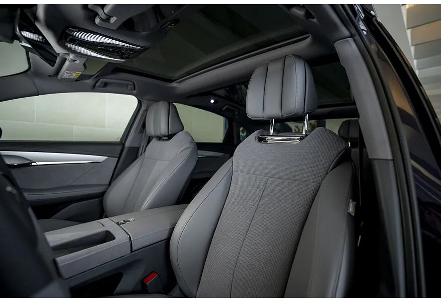 Voyah Passion 1.5 AT AWD (530 л.с.) Executive Черный в АВИЛОН. Слайд №9