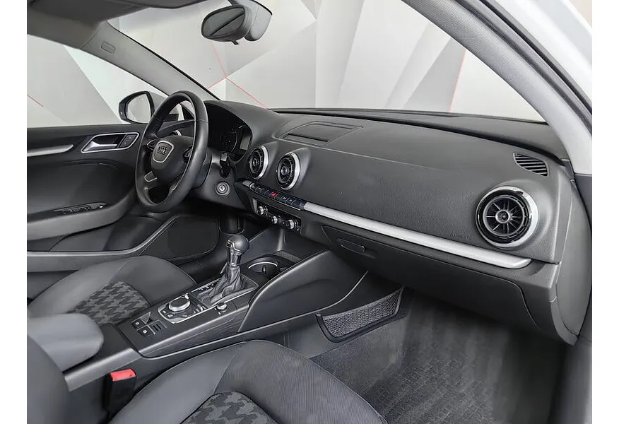 Audi A3 1.4 TFSI AT (150 л.с.) Белый в АВИЛОН. Слайд №13