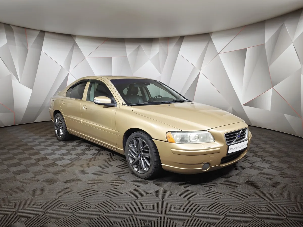 Volvo S60 2.4 AT (170 л.с.) Коричневый в АВИЛОН. Слайд №3