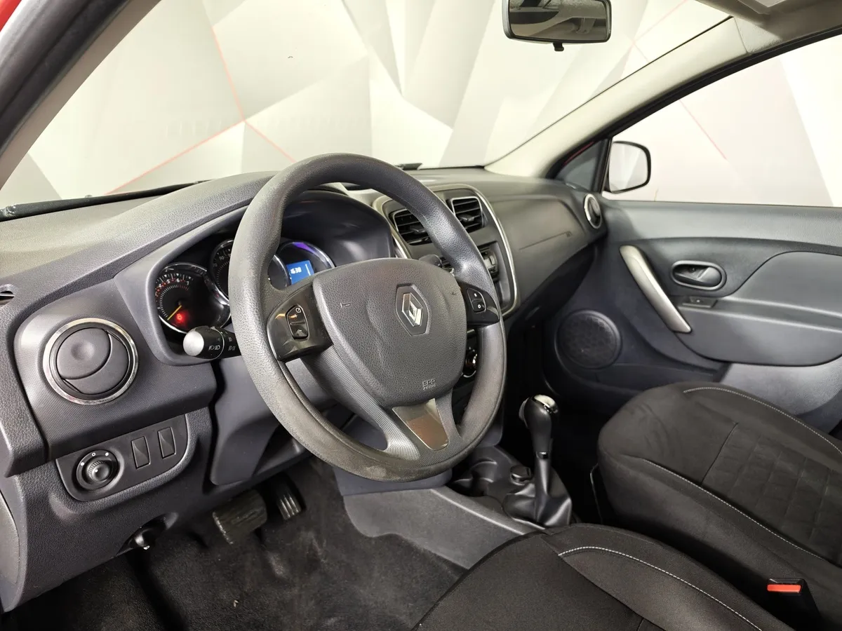 Renault Sandero 1.6 AT (102 л.с.) Drive Красный в АВИЛОН. Слайд №19
