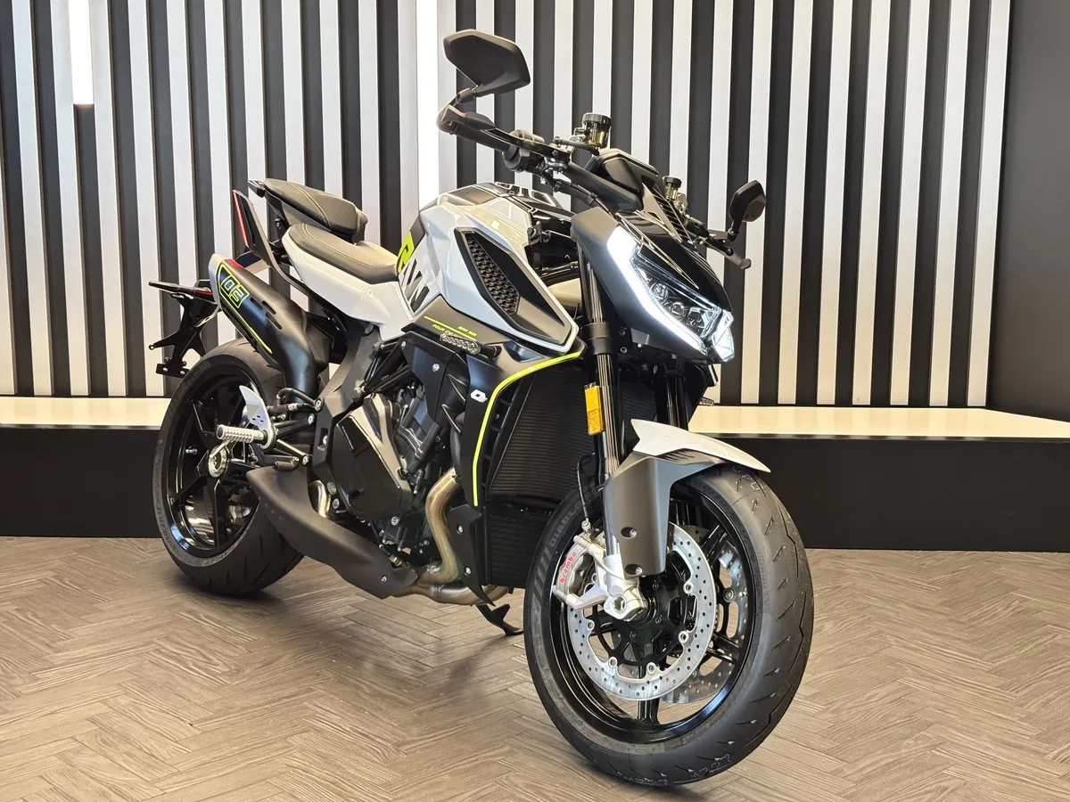 QJMOTOR SRK 921 921 см³ (128 л.с.) (128) 921 Белый в АВИЛОН. Слайд №2