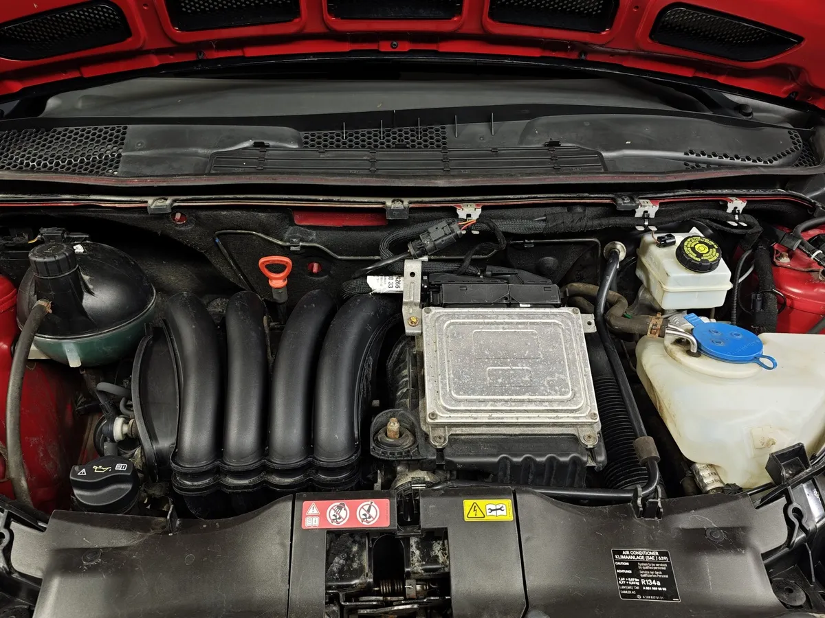 Mercedes-Benz A-Класс A 180 Autotronic (116 л.с.) Красный в АВИЛОН. Слайд №11