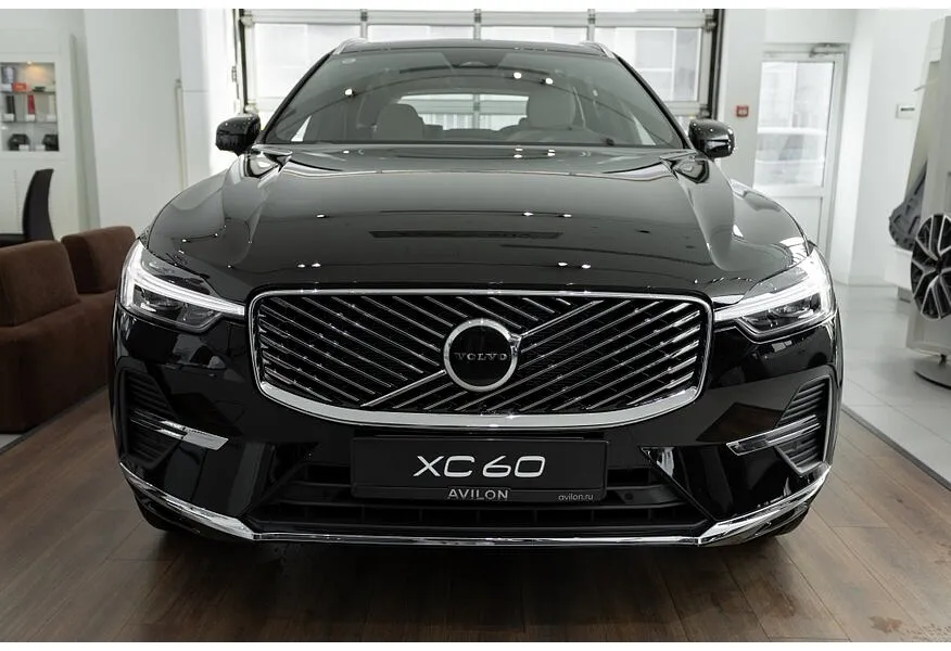 Volvo XC60 2.0 AT AWD (264 л.с.) Luxury Edition Черный в АВИЛОН. Слайд №3