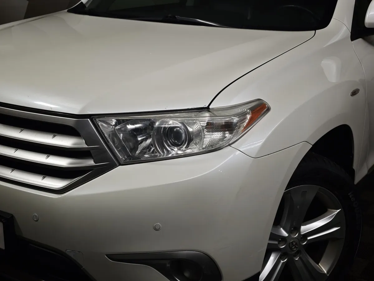 Toyota Highlander 3.5 AT 4WD (273 л.с.) Комфорт Белый в АВИЛОН. Слайд №10
