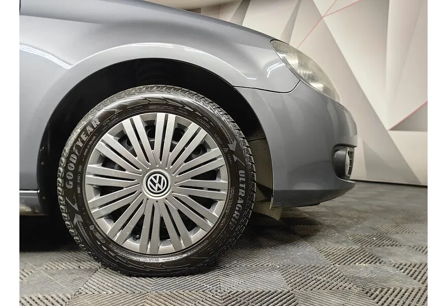 Volkswagen Golf 1.4 TSI DSG (122 л.с.) Highline Серый в АВИЛОН. Слайд №9