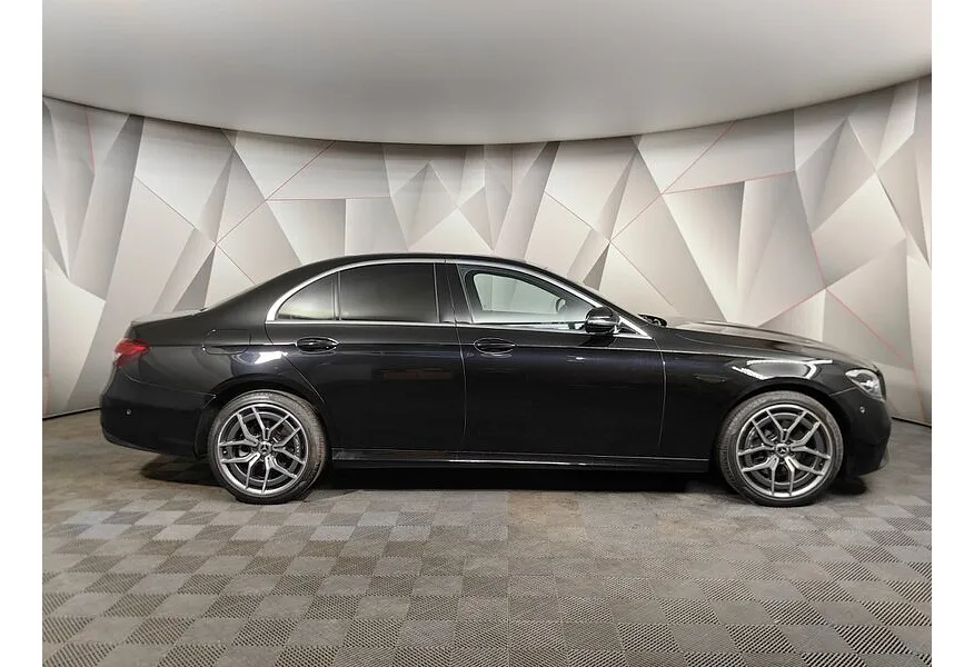 Mercedes-Benz E-Класс E 200 9G-TRONIC (197 л.с.) Sport (Локальная сборка) Черный в АВИЛОН. Слайд №6