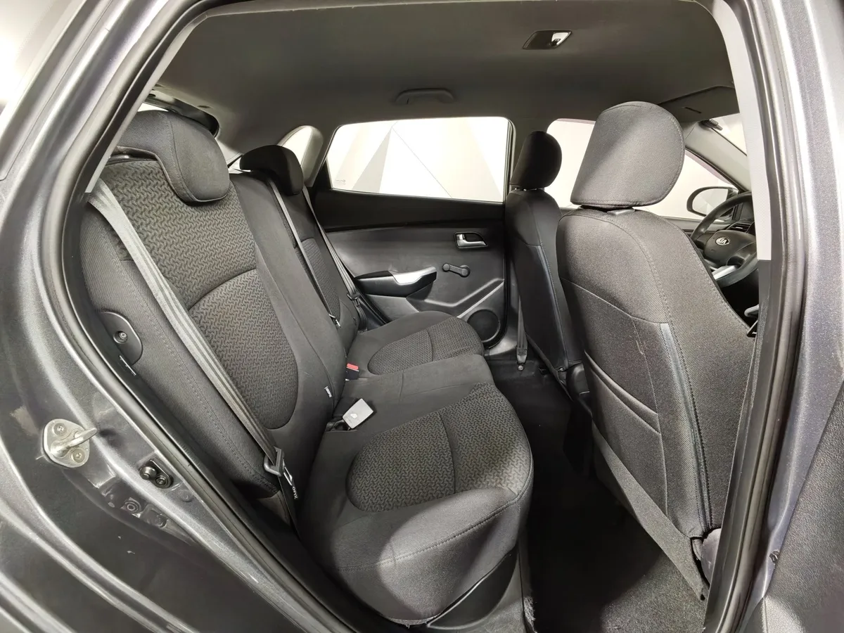 Kia Rio 1.4 MT (107 л.с.) Серый в АВИЛОН. Слайд №16