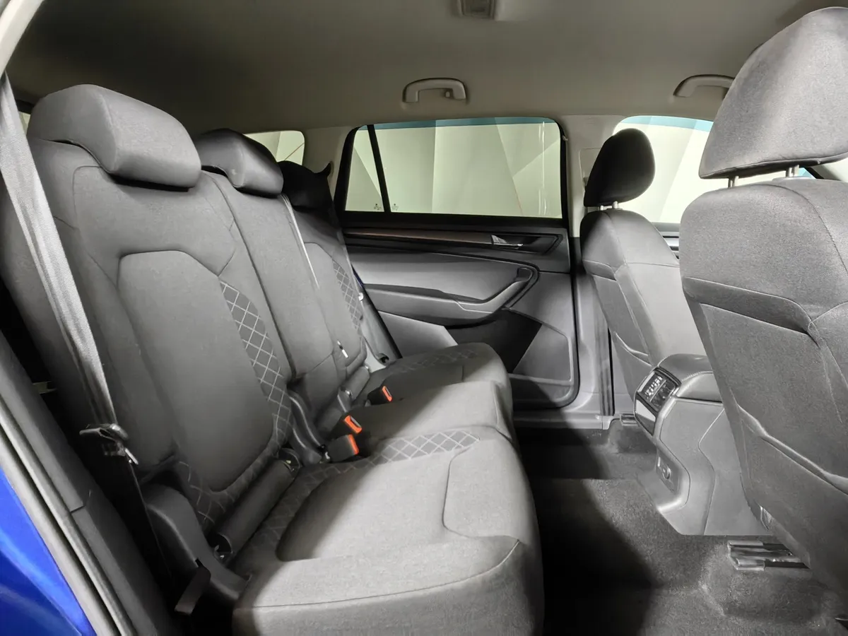 Skoda Kodiaq 1.4 TSI DSG (150 л.с.) Синий в АВИЛОН. Слайд №16