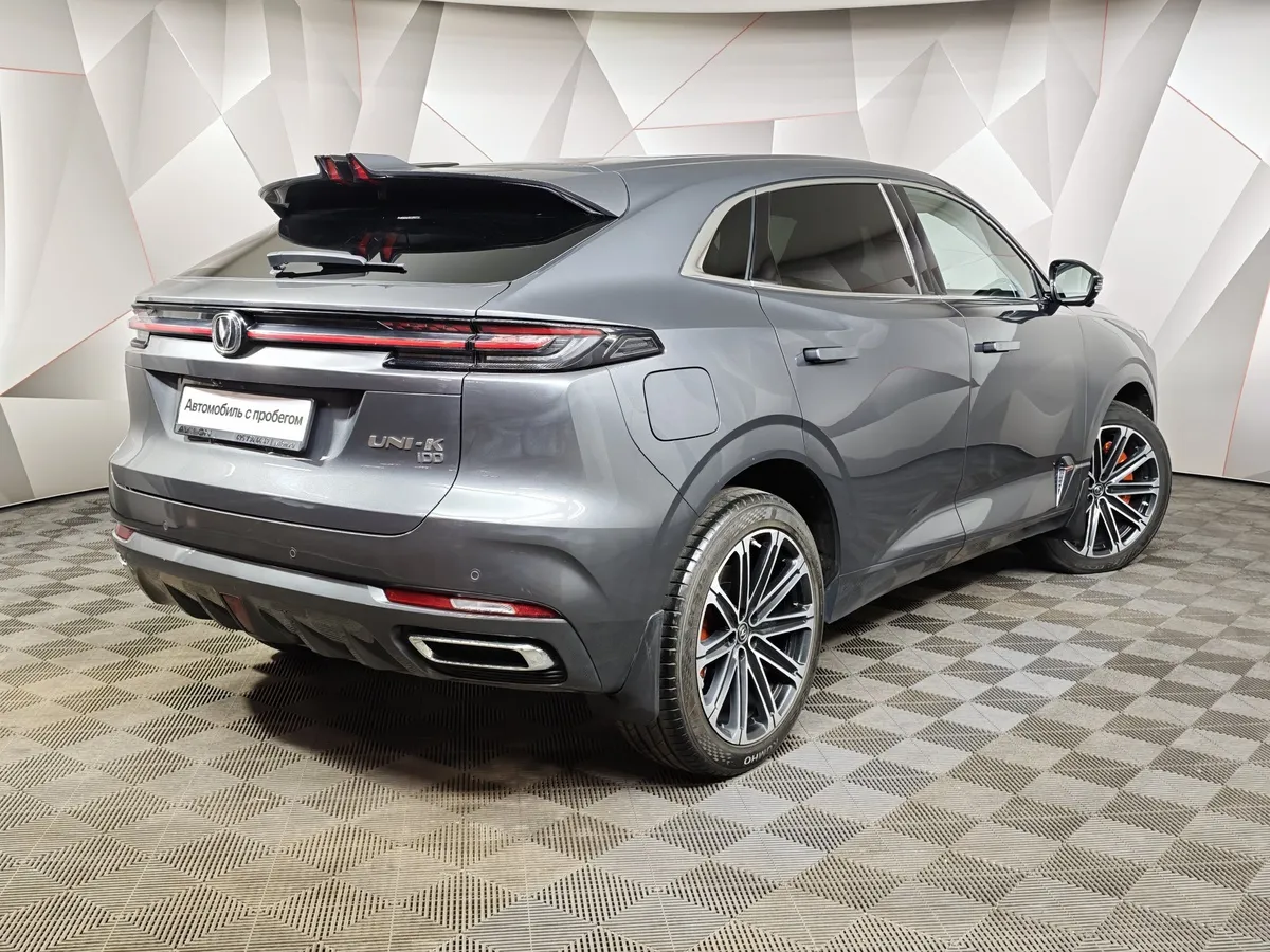 Changan UNI-K iDD 1.5T AT (316 л.с.) Premium Серый в АВИЛОН. Слайд №2