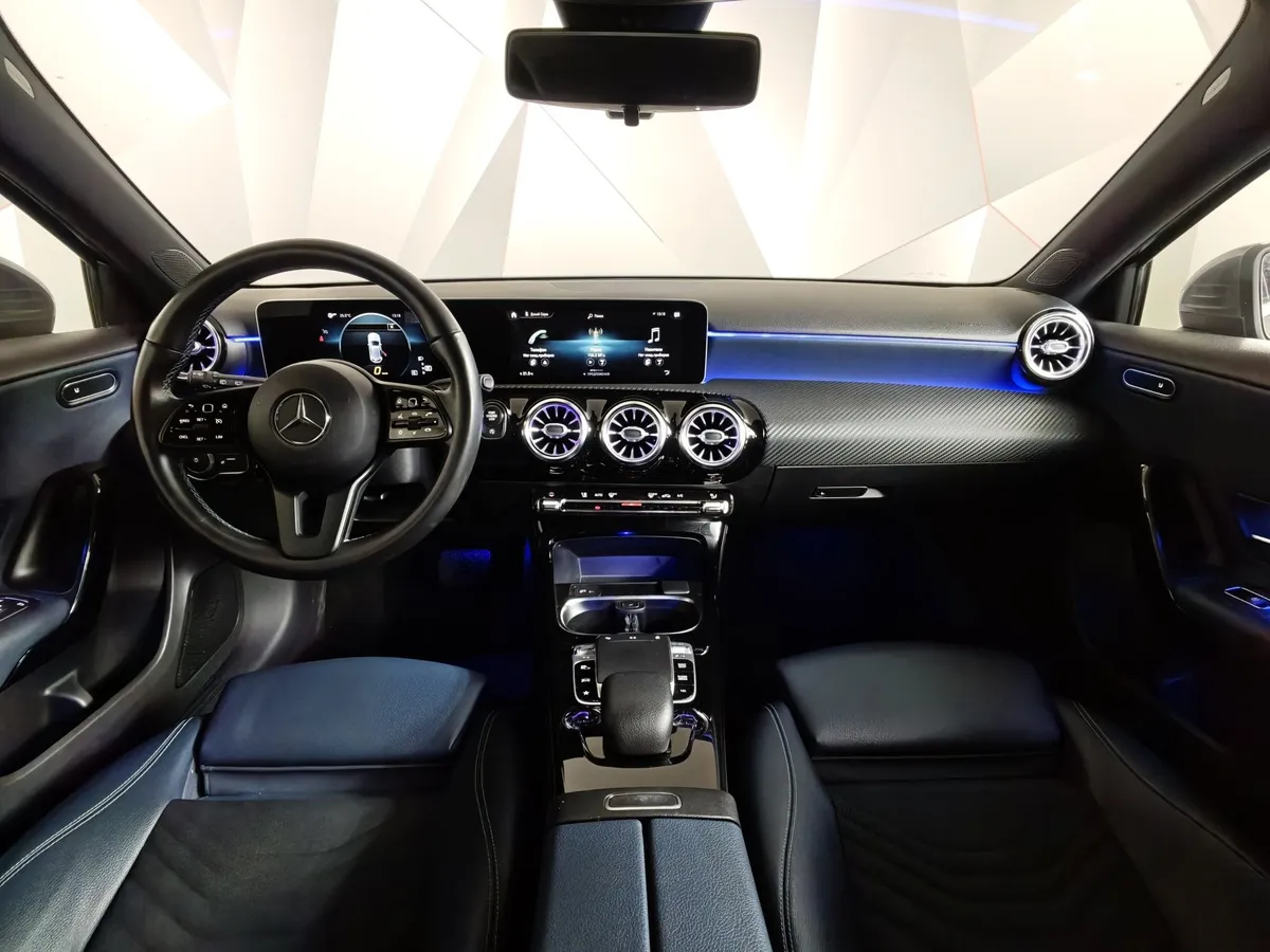 Mercedes-Benz A-Класс A 200 7G-DCT (150 л.с.) Style Серый в АВИЛОН. Слайд №12