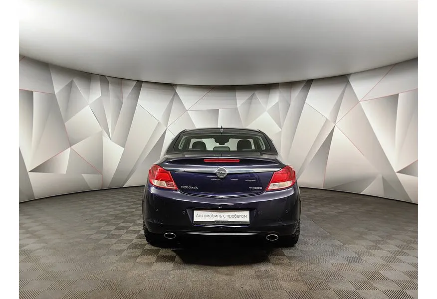 Opel Insignia 2.0 Turbo AT (220 л.с.) Фиолетовый в АВИЛОН. Слайд №8