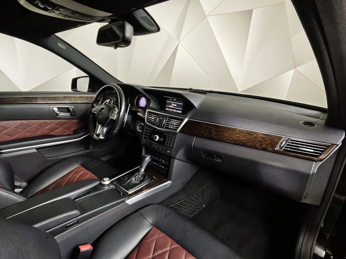 Mercedes-Benz E-Класс E 200 T CGI BlueEfficiency AT (184 л.с.) Черный в АВИЛОН. Слайд №13