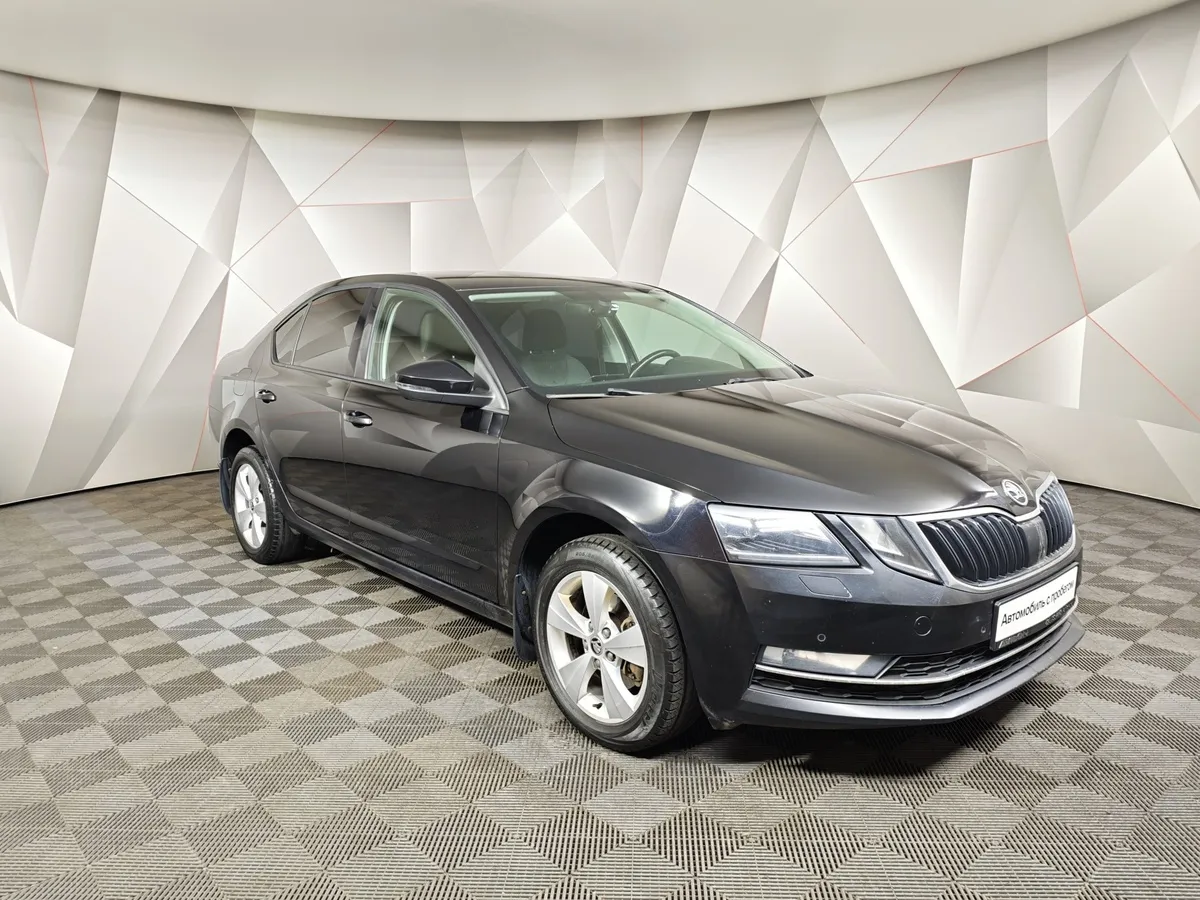 Skoda Octavia 1.6 AT (110 л.с.) Черный в АВИЛОН. Слайд №3