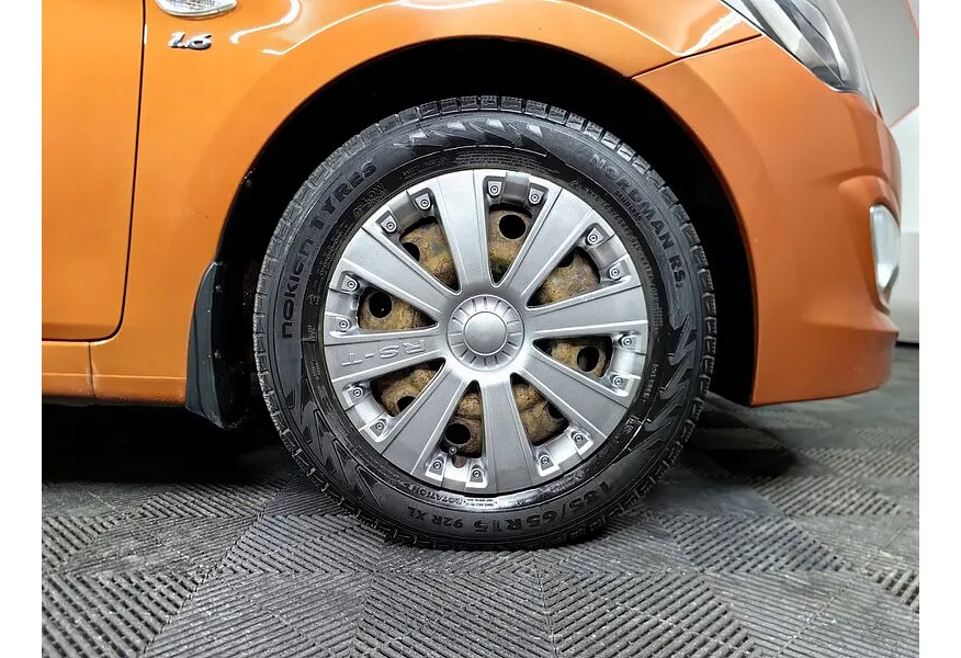 Hyundai Solaris 1.6 MT (123 л.с.) Active Оранжевый в АВИЛОН. Слайд №9 Hyundai Solaris 1.6 MT (123 л.с.) Active Оранжевый в АВИЛОН. Слайд №9