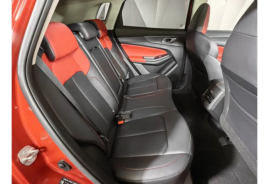 Changan UNI-S 1.5T 7DCT 2WD (181 л.с.) Tech Plus Красный в АВИЛОН. Слайд №16