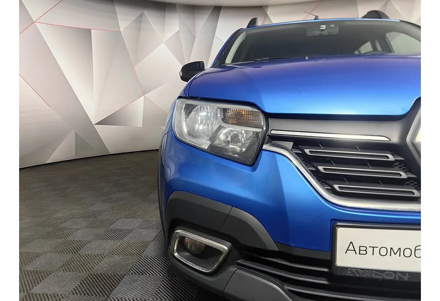 АВИЛОН - Renault Sandero 1.6 CVT (113 л.с.) Stepway Life City Синий - slide 17