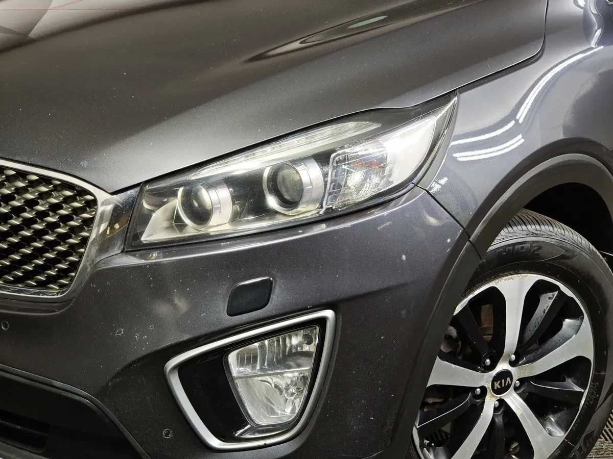 Kia Sorento 2.2 D AT AWD (5 мест) (200 л.с.) Prestige Серый в АВИЛОН. Слайд №10