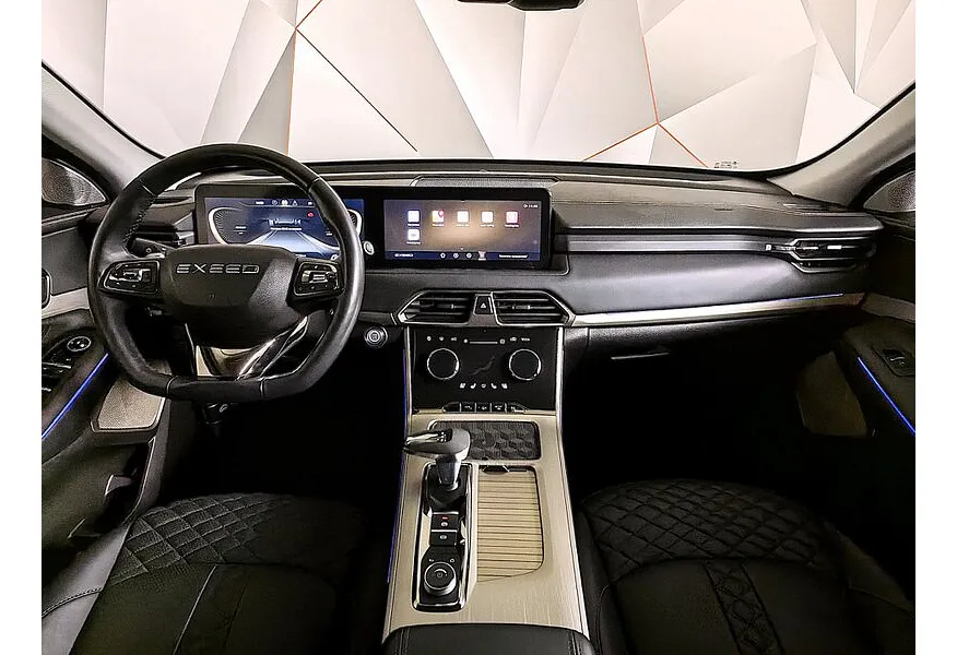 EXEED TXL 2.0 DCT7 AWD (197 л.с.) Sport Edition Белый в АВИЛОН. Слайд №13