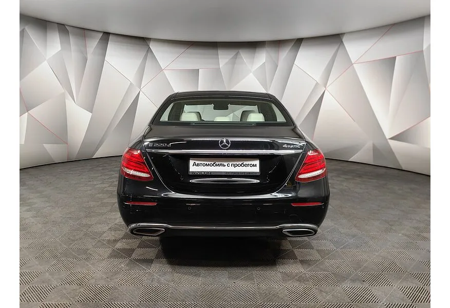 Mercedes-Benz E-Класс E 220 d 4MATIC 9G-TRONIC (194 л.с.) Черный в АВИЛОН. Слайд №8
