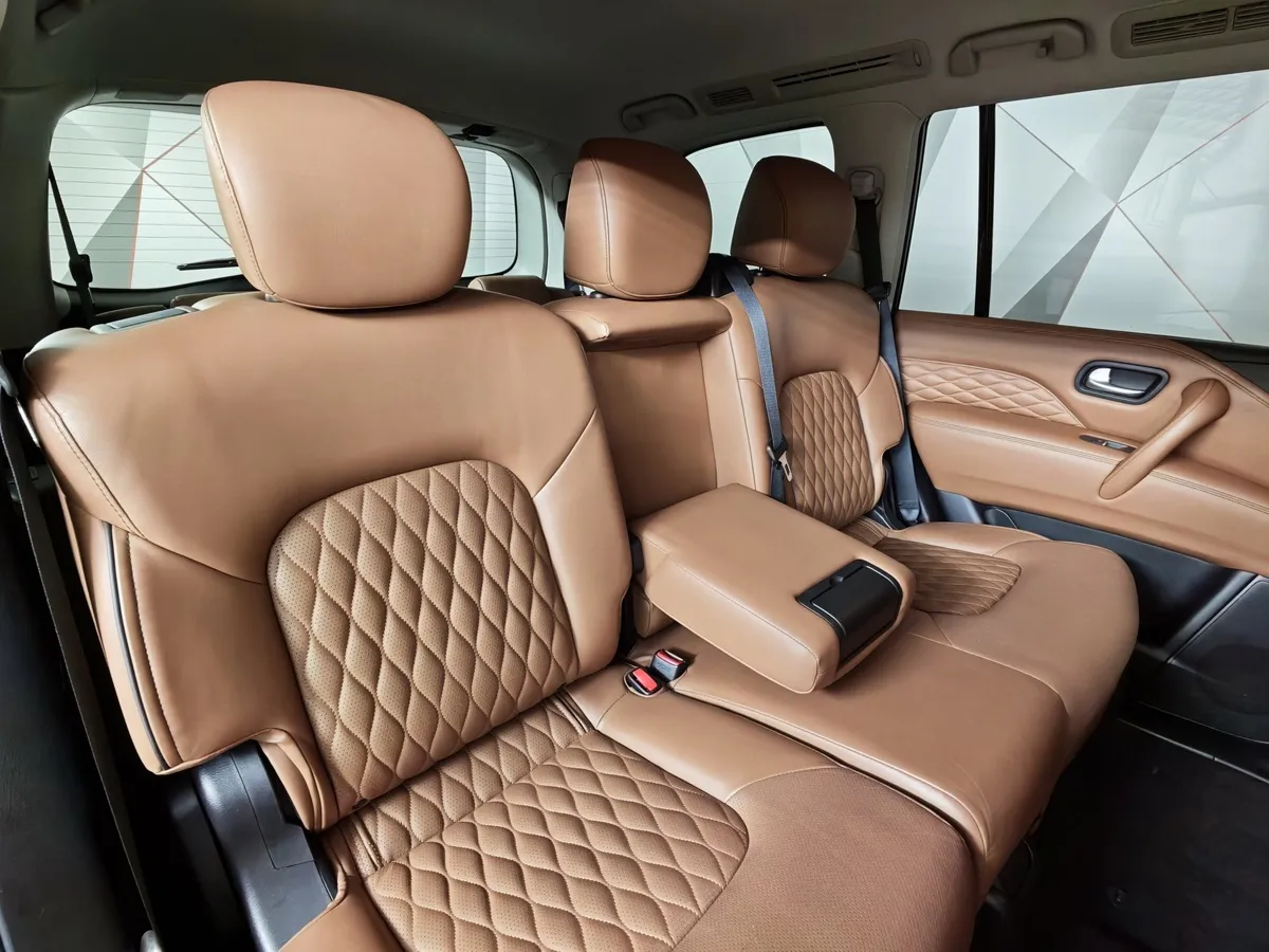 Infiniti QX80 5.6 АТ AWD (405 л.с.) Серый в АВИЛОН. Слайд №16