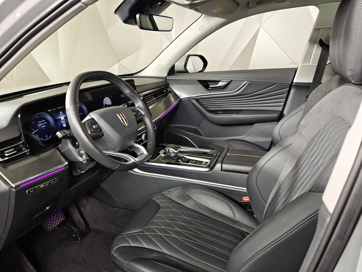 Hongqi HS5 2.0T AT 4WD (245 л.с.) Комфорт Серый в АВИЛОН. Слайд №19