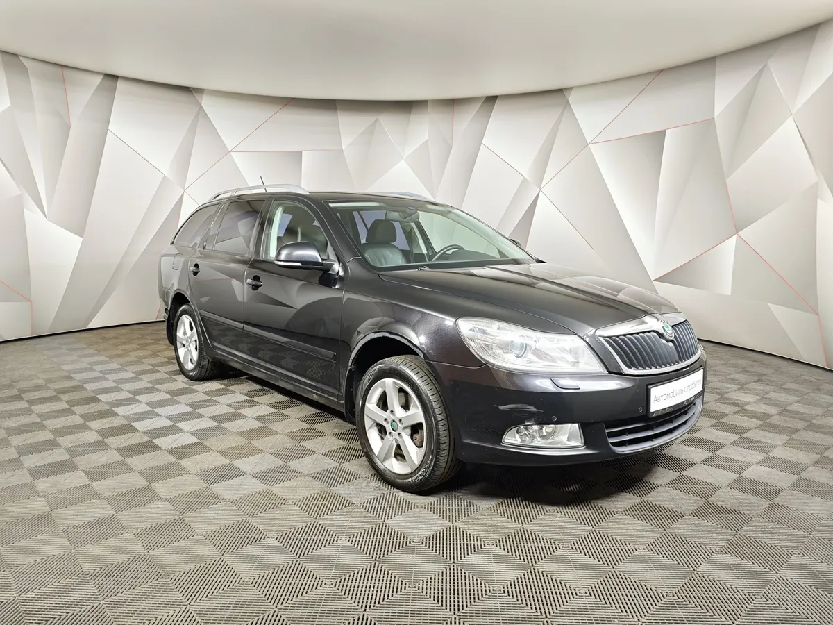 Skoda Octavia 1.8 TSI DSG (152 л.с.) Черный в АВИЛОН. Слайд №3