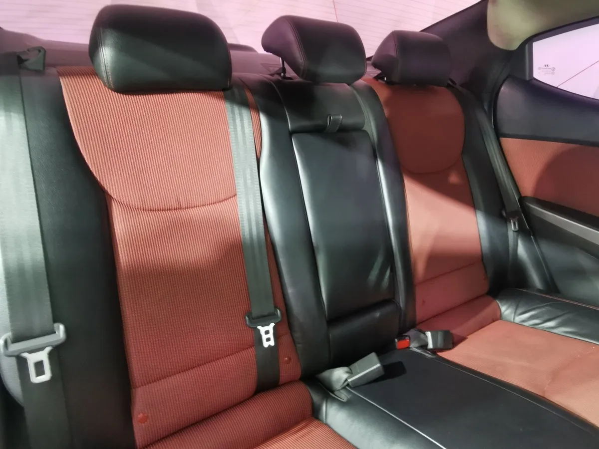 Hyundai Elantra 1.8 AT (150 л.с.) Sport Черный в АВИЛОН. Слайд №16