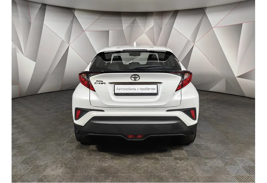Toyota C-HR 2.0 CVT (148 л.с.) Белый в АВИЛОН. Слайд №8