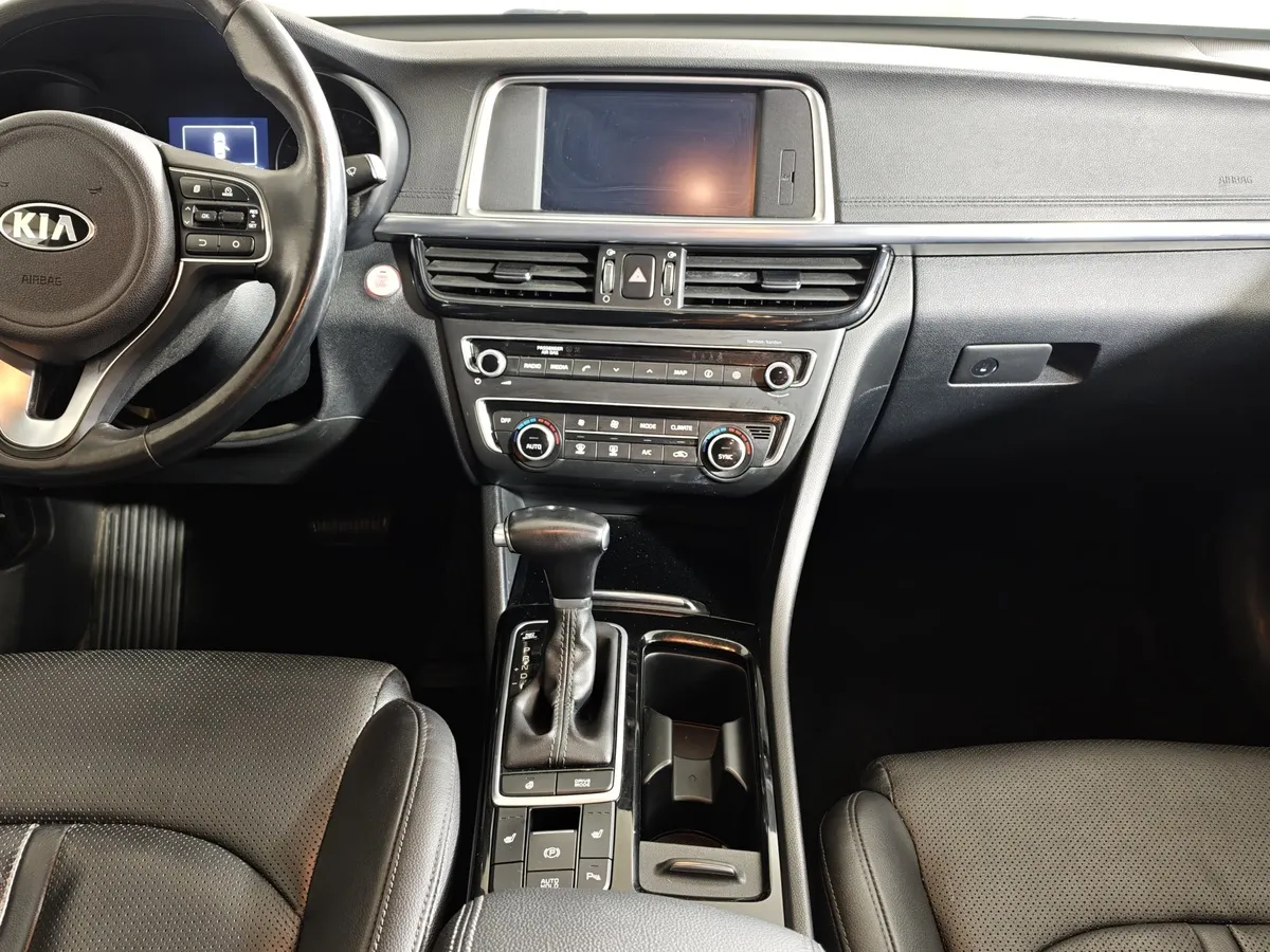 Kia Optima 2.0 AT (150 л.с.) Белый в АВИЛОН. Слайд №15