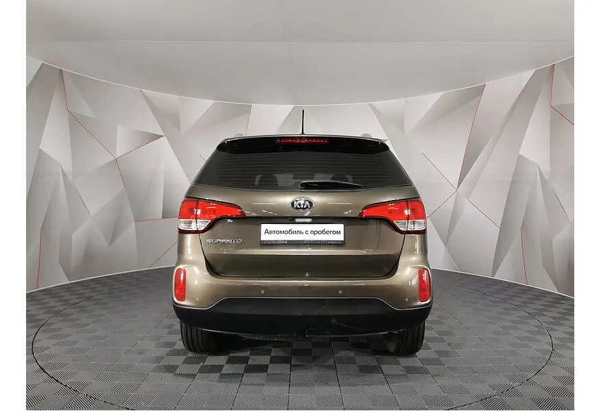 Kia Sorento 2.4 AT 4WD (175 л.с.) Premium Бежевый в АВИЛОН. Слайд №6