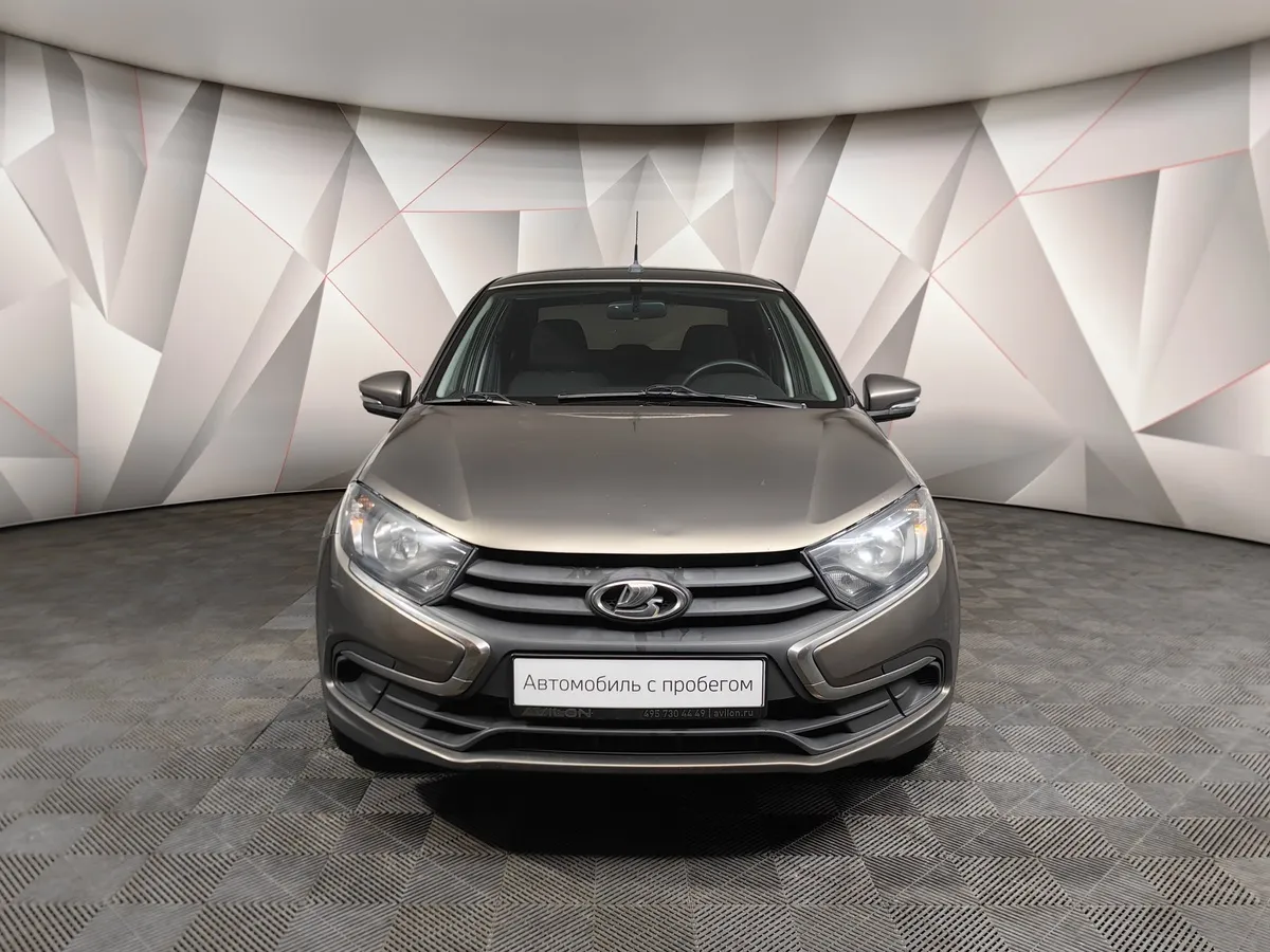 ВАЗ (Lada) Granta 1.6 MT 16 кл (106 л.с.) Коричневый в АВИЛОН. Слайд №7