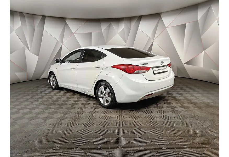Hyundai Elantra 1.6 MT (132 л.с.) Comfort Белый в АВИЛОН. Слайд №4