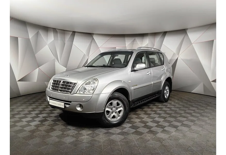 АВИЛОН - SsangYong Rexton 2.7 Xdi AT AWD (165 л.с.) Серебристый - slide 9851778