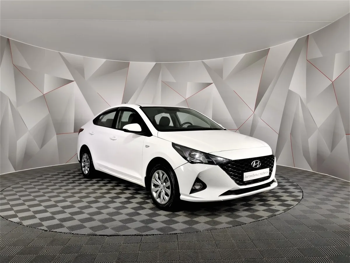 Hyundai Solaris 1.6 AT (123 л.с.) Comfort Белый в АВИЛОН. Слайд №3
