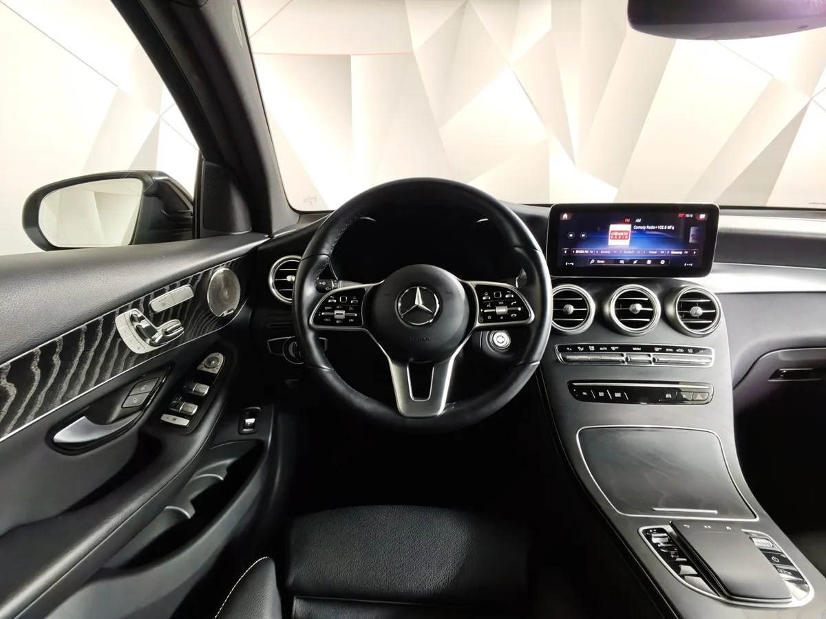 Mercedes-Benz GLC Купе 300 9G-TRONIC 4MATIC (249 л.с.) Sport Черный в АВИЛОН. Слайд №20