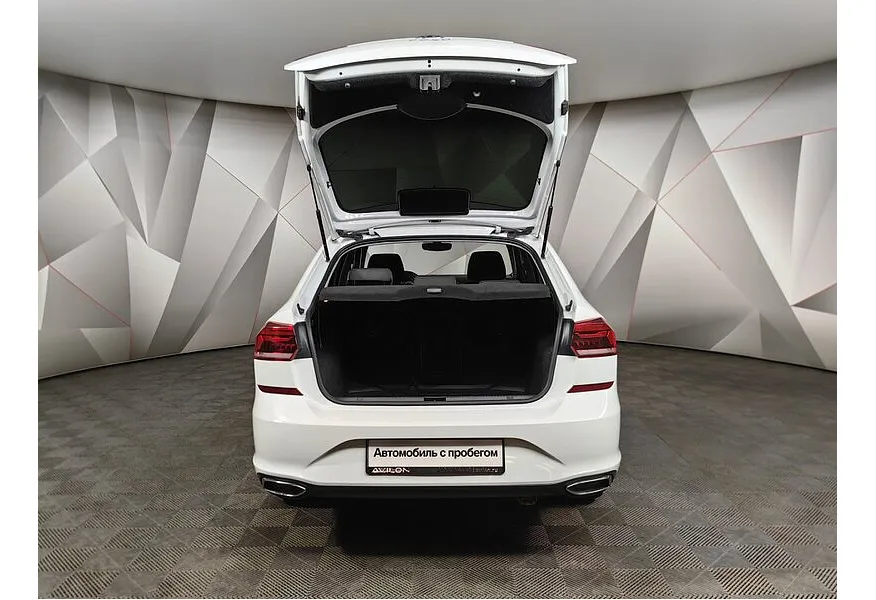 Volkswagen Polo 1.6 MPI AT (110 л.с.) Highline Белый в АВИЛОН. Слайд №12