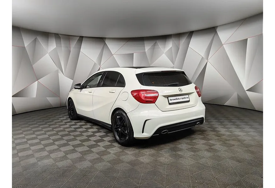 Mercedes-Benz A-Класс A 180 7G-DCT (122 л.с.) Особая серия Белый в АВИЛОН. Слайд №4