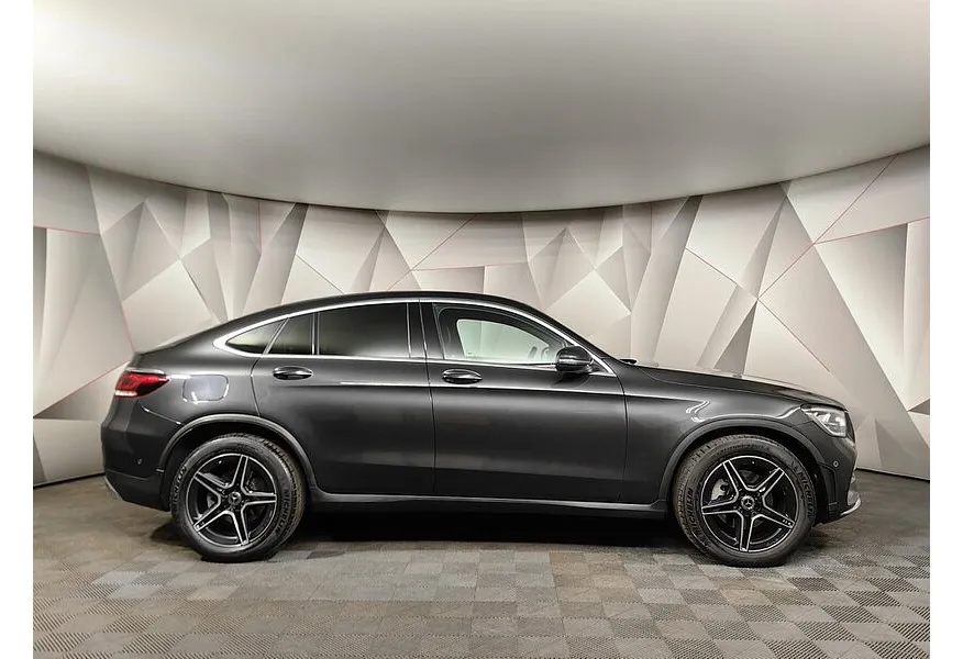 Mercedes-Benz GLC Купе 220 d 9G-TRONIC 4MATIC (194 л.с.) Premium Серый в АВИЛОН. Слайд №6