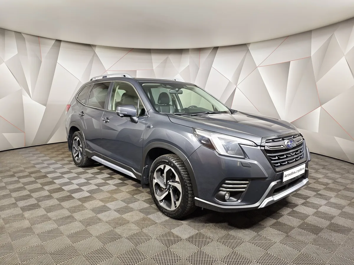 Subaru Forester 2.5 CTV AWD (185 л.с.) Sport Серый в АВИЛОН. Слайд №3