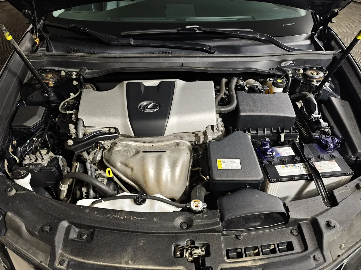 Lexus ES 200 AT (150 л.с.) Черный в АВИЛОН. Слайд №11
