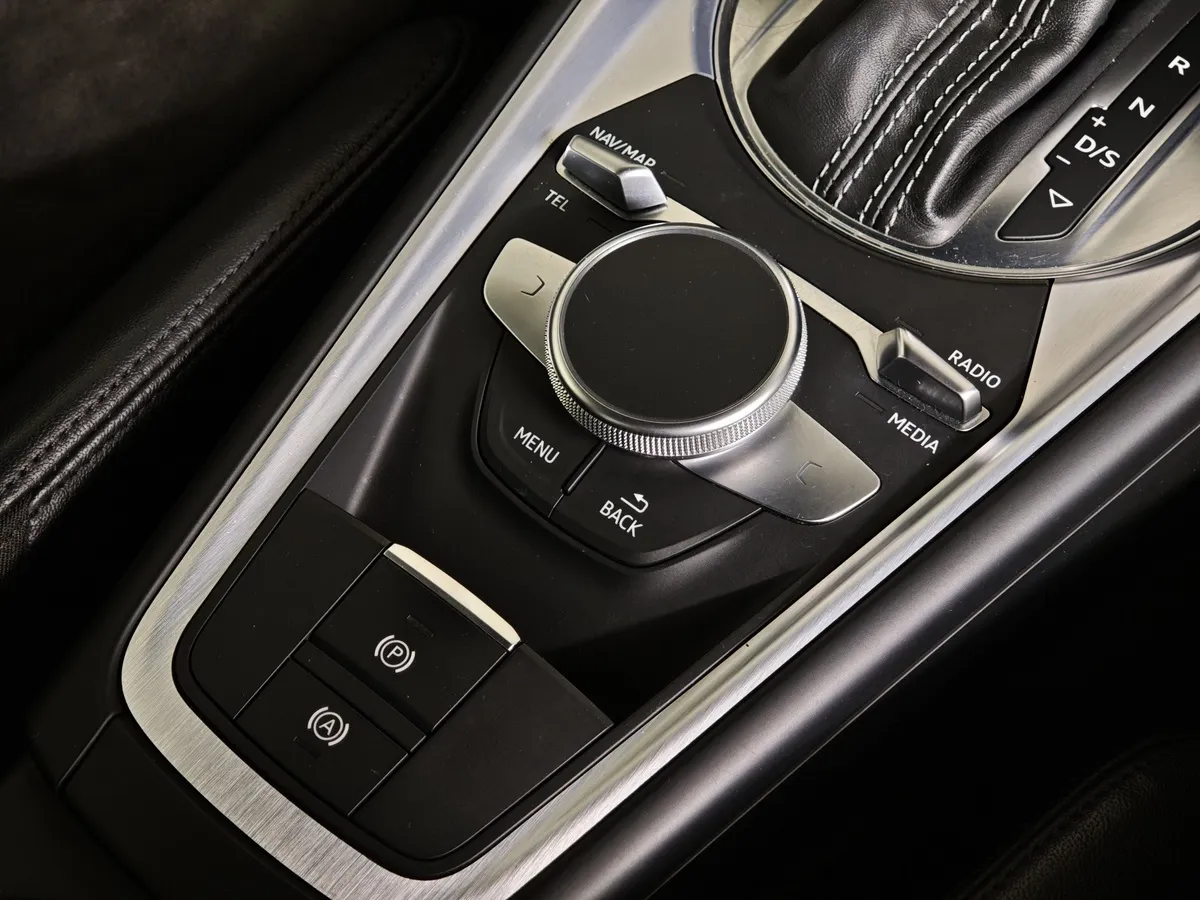 Audi TT 1.8 TFSI S tronic (180 л.с.) Белый в АВИЛОН. Слайд №20