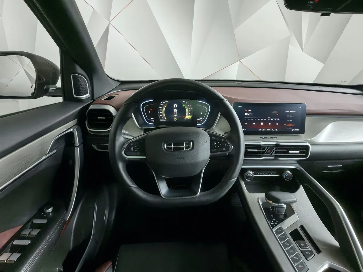 Geely Coolray 1.5T 7DCT 2WD (150 л.с.) Flagship Sport Серый в АВИЛОН. Слайд №19