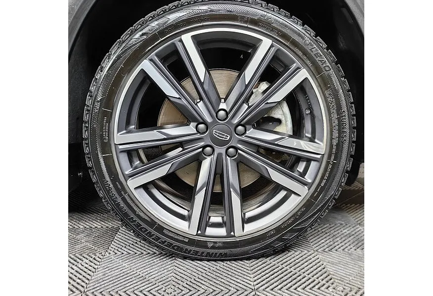 Geely Monjaro 2.0T 8AT 4WD (238 л.с.) Exclusive Синий в АВИЛОН. Слайд №9