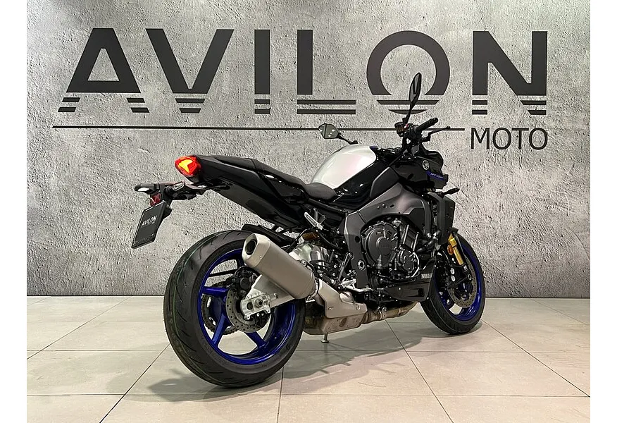Yamaha MT-10 998 см³ (167 л.с.) (167) 998 Серый в АВИЛОН. Слайд №6