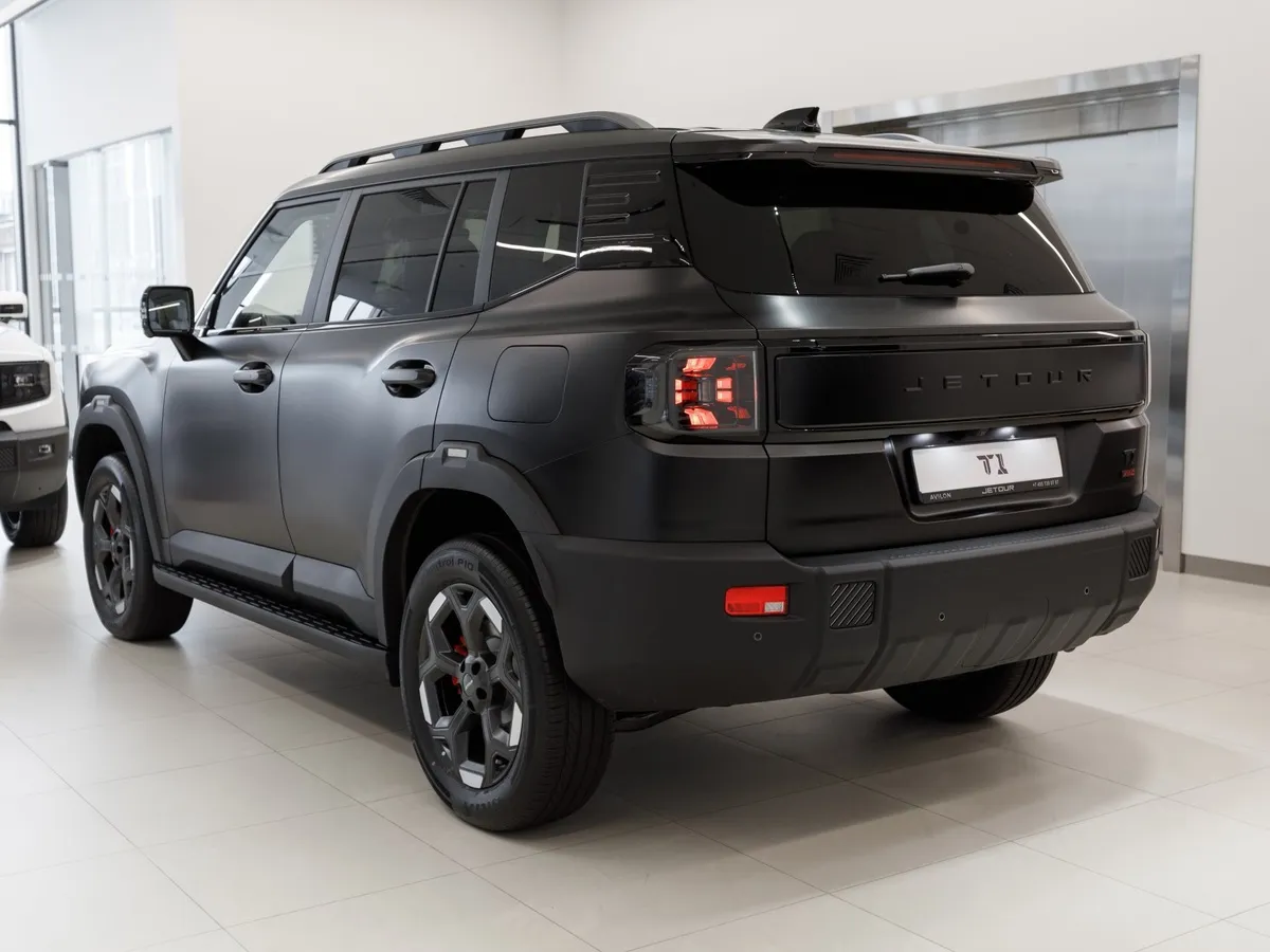 JETOUR T1 2.0T AT 4WD (245 л.с.) Лимитированная серия Черный в АВИЛОН. Слайд №6