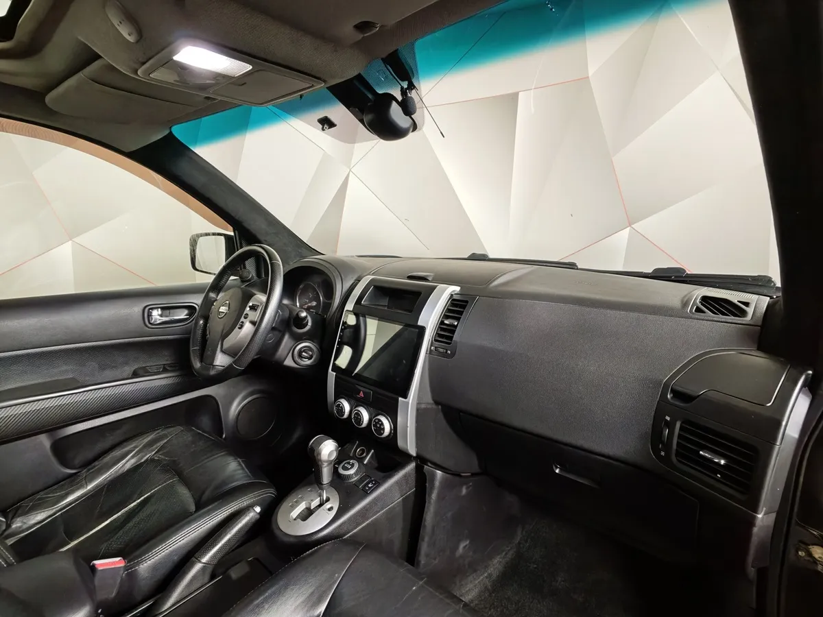 Nissan X-Trail 2.5 CVT AWD (171 л.с.) LE Top Черный в АВИЛОН. Слайд №11
