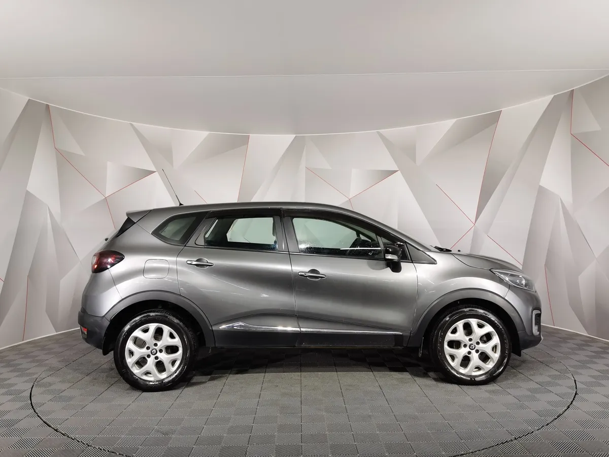 Renault Kaptur 1.6 MT (114 л.с.) Life Серый в АВИЛОН. Слайд №6